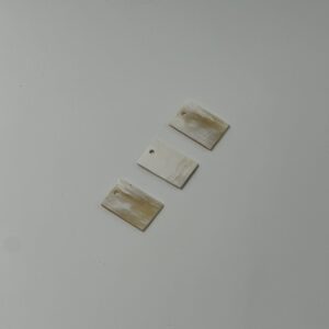 Dije guampa rectangular c/agujero